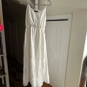 Chic White Sleeveless Maxi Dress